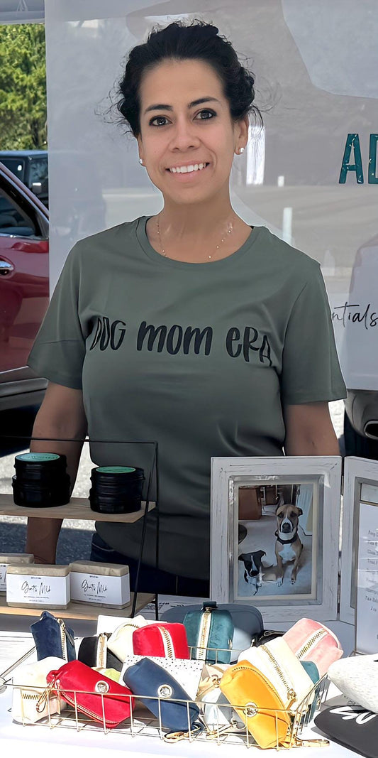 Dog Mom Era Fleece T-Shirt | Chic & Trending Style for Dog Lovers | Comfortable Casual Tee